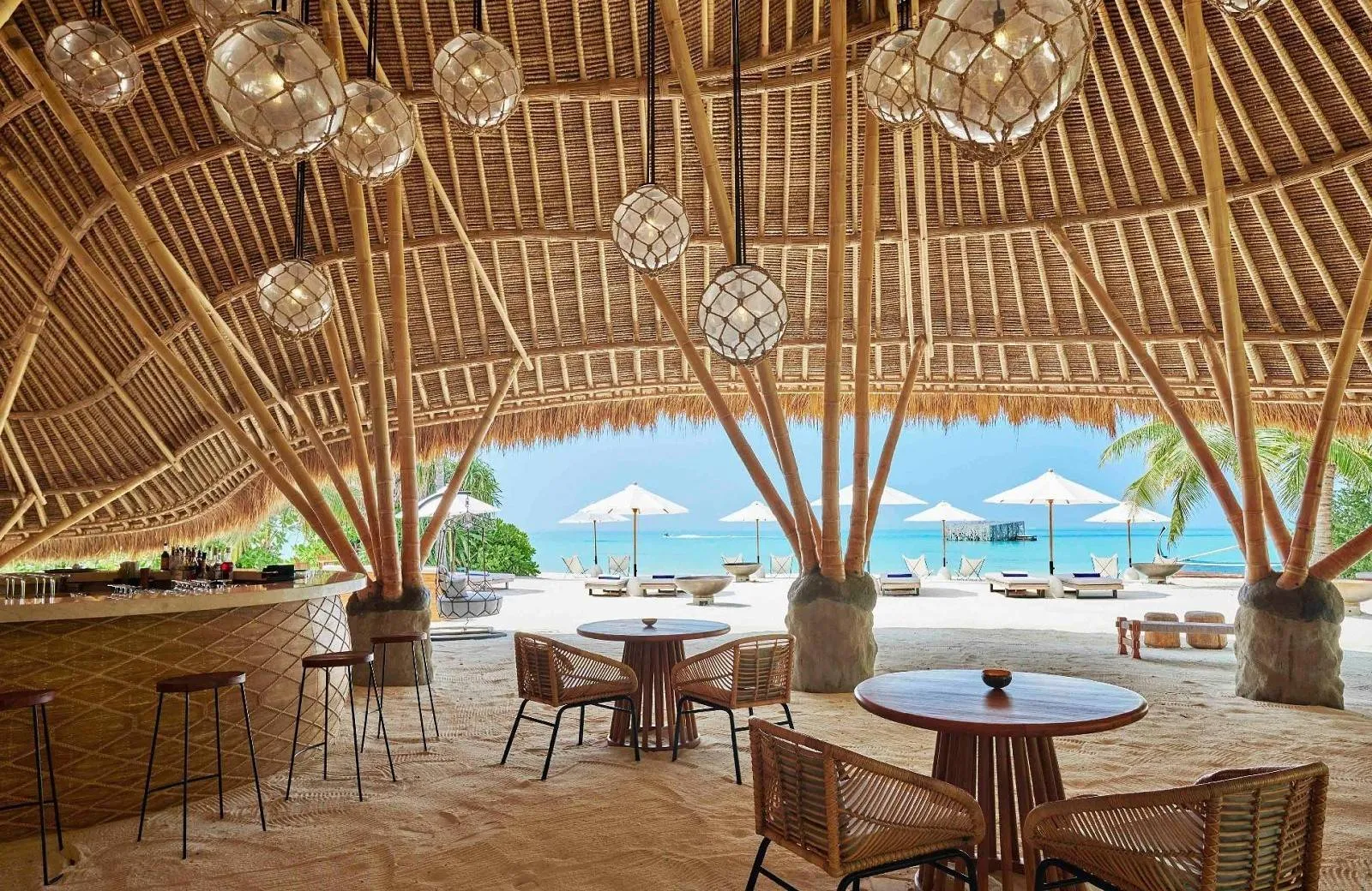 Sirru Fen Fushi Private Lagoon Resort 5*