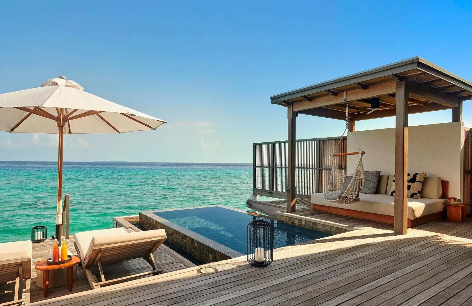 Sirru Fen Fushi Private Lagoon Resort 5*