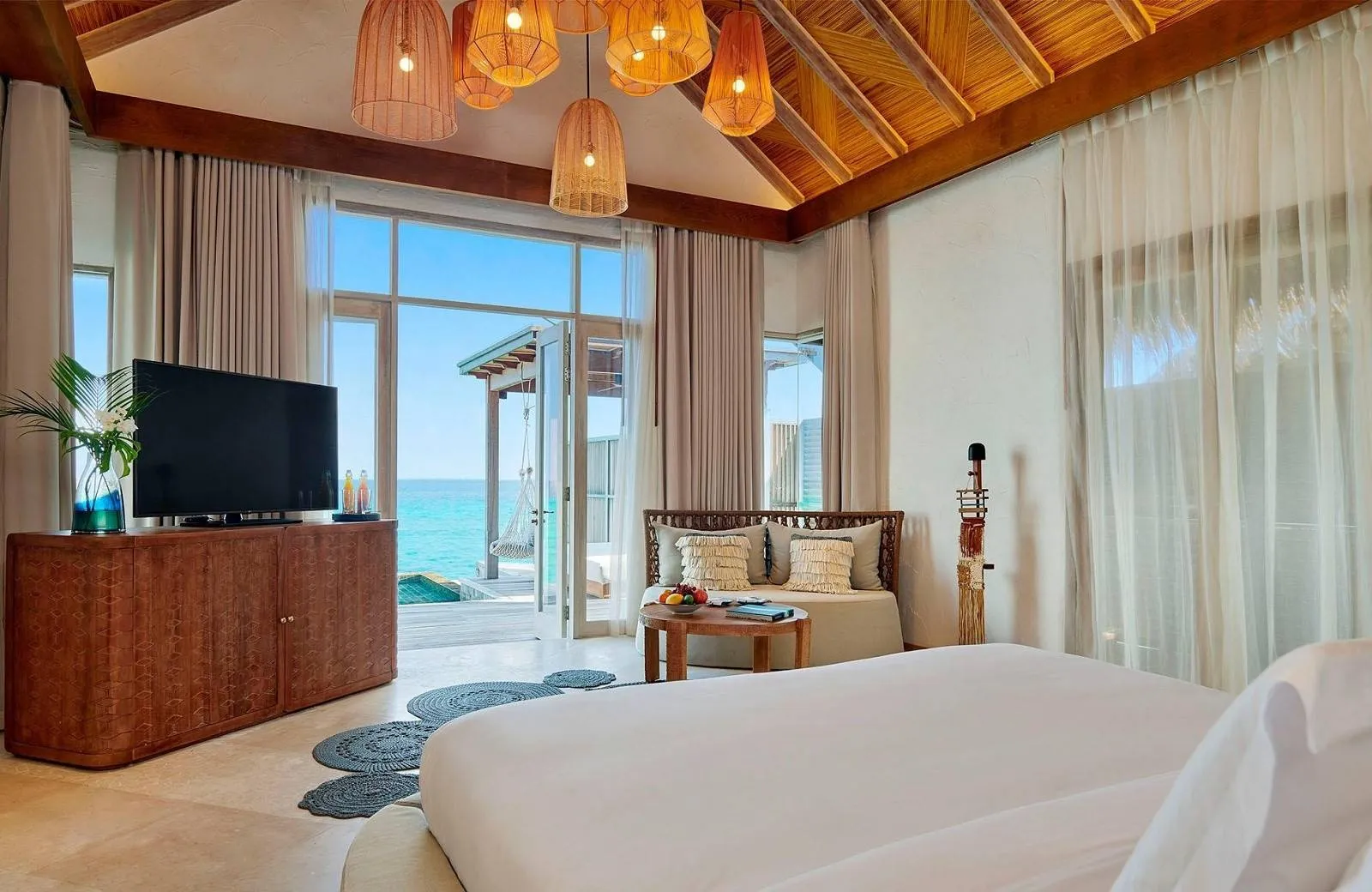 Sirru Fen Fushi Private Lagoon Resort 5*