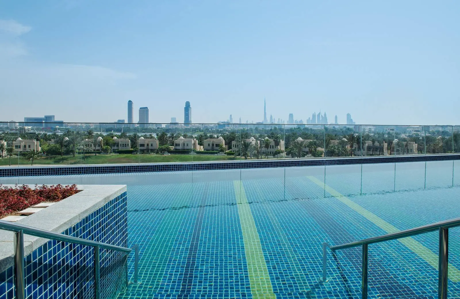 Aloft Dubai Creek 4*