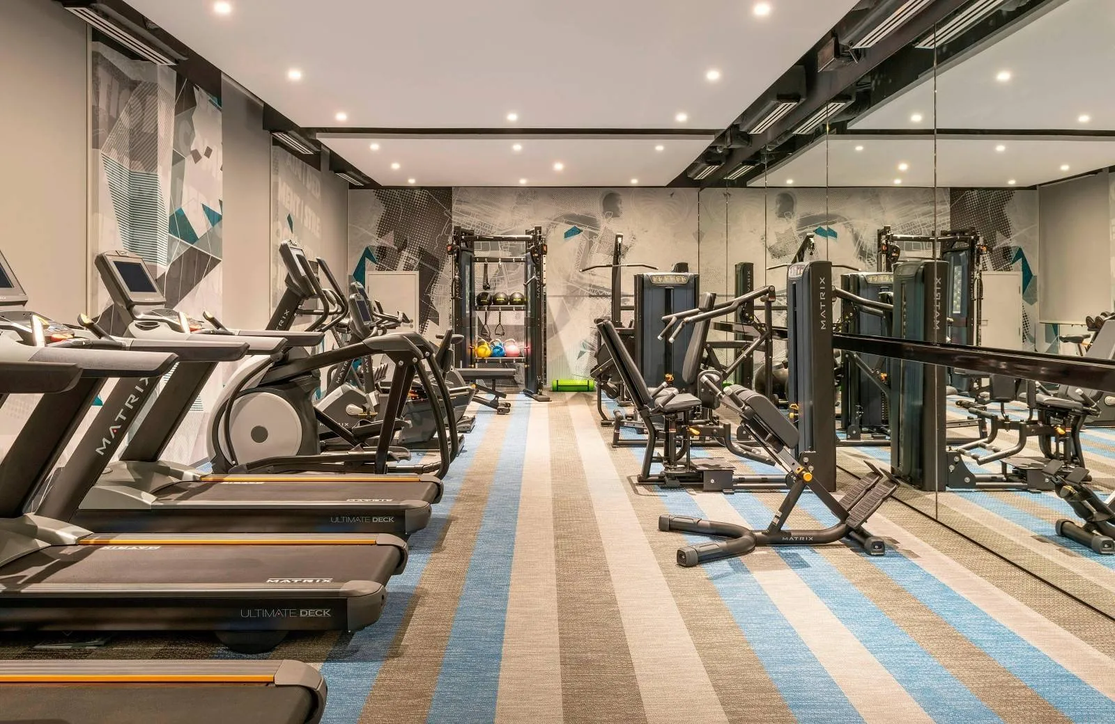 Aloft Dubai Creek 4*