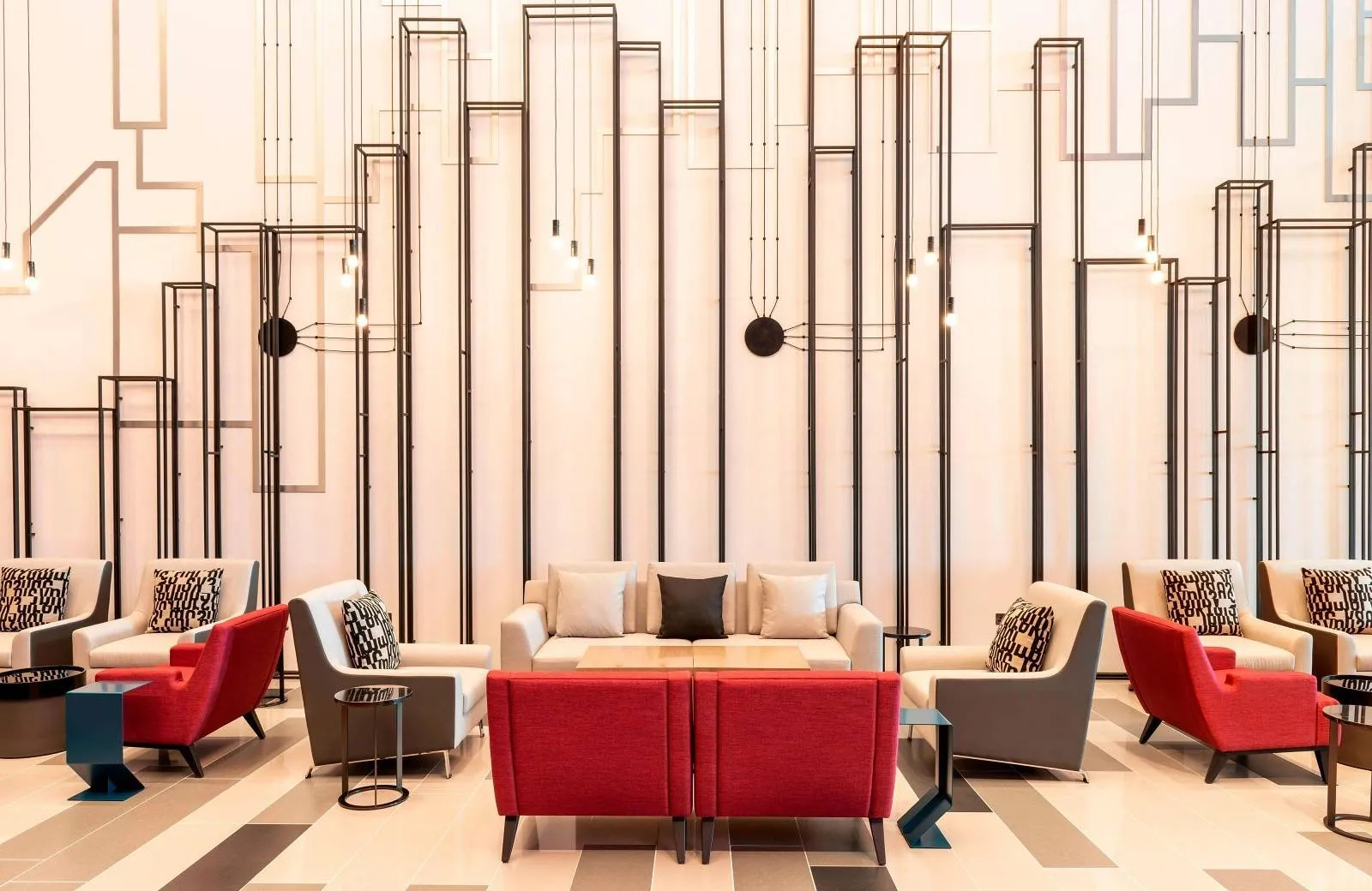 Aloft Dubai Creek 4*