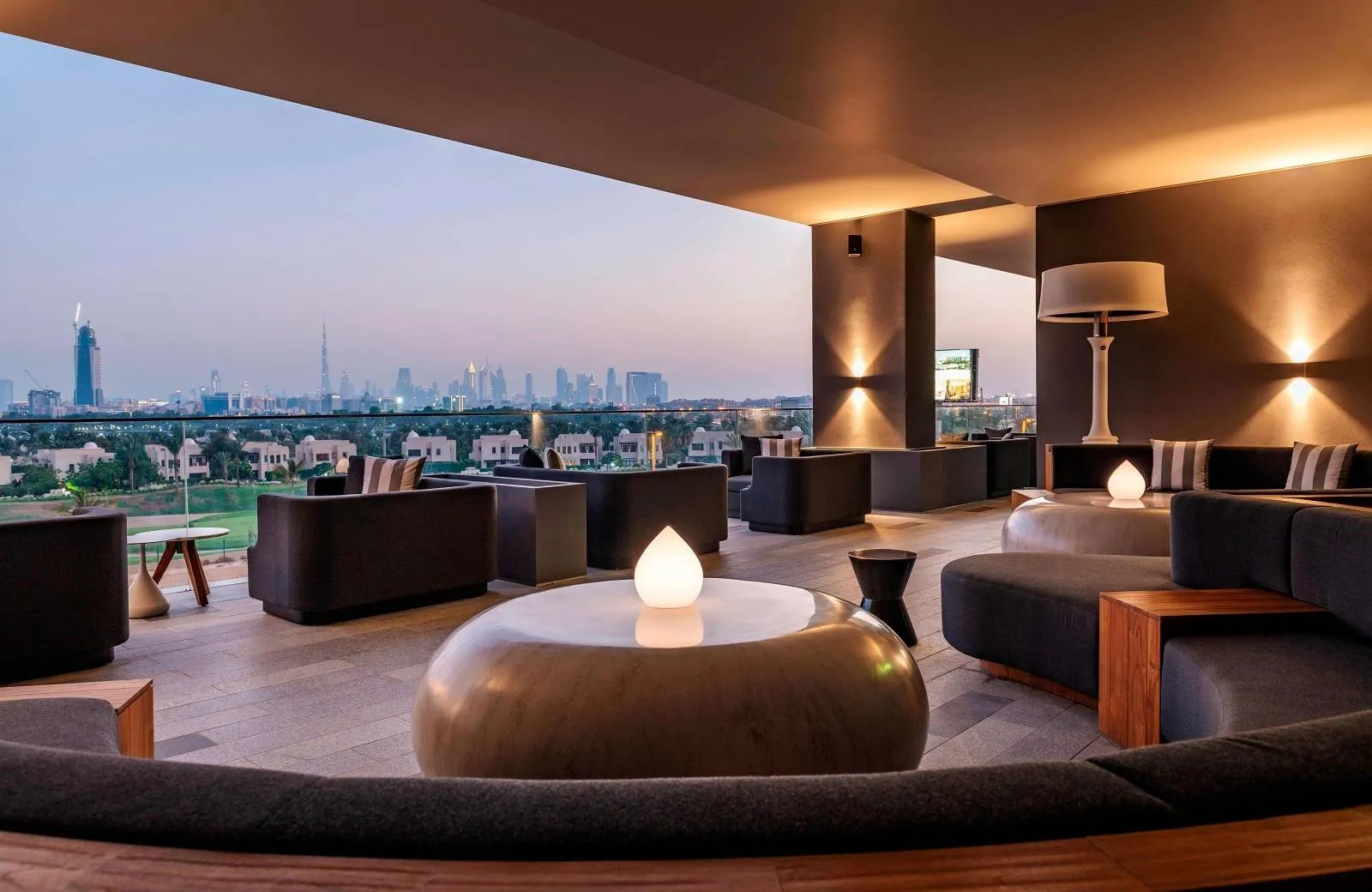 Aloft Dubai Creek 4*