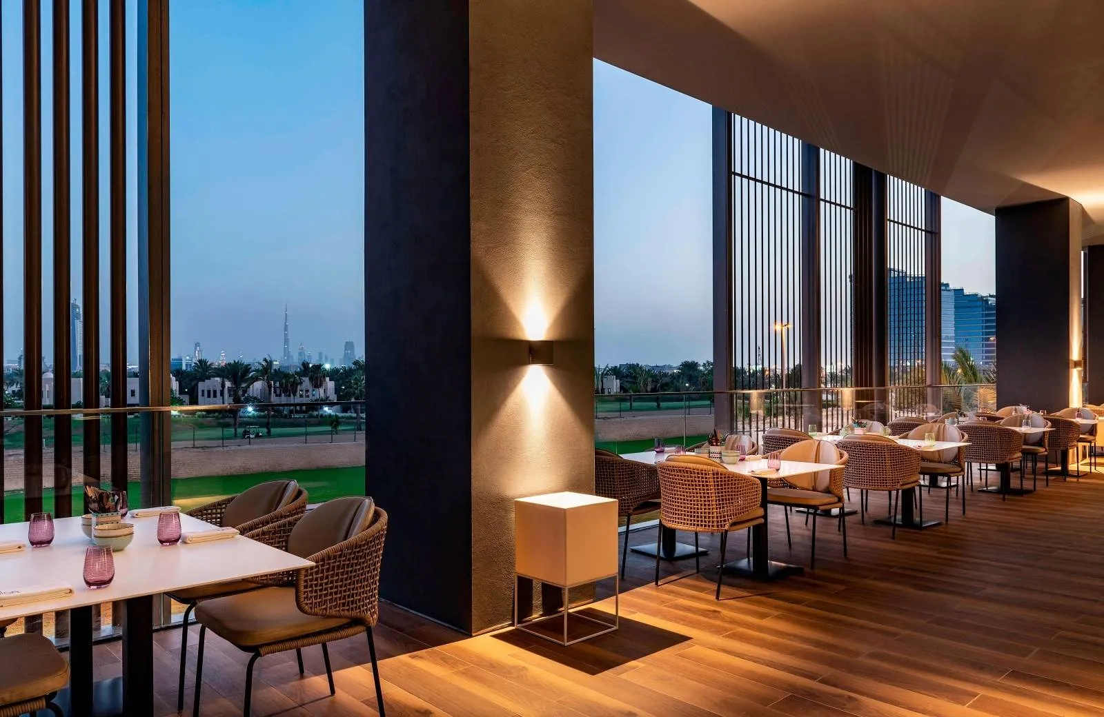 Aloft Dubai Creek 4*