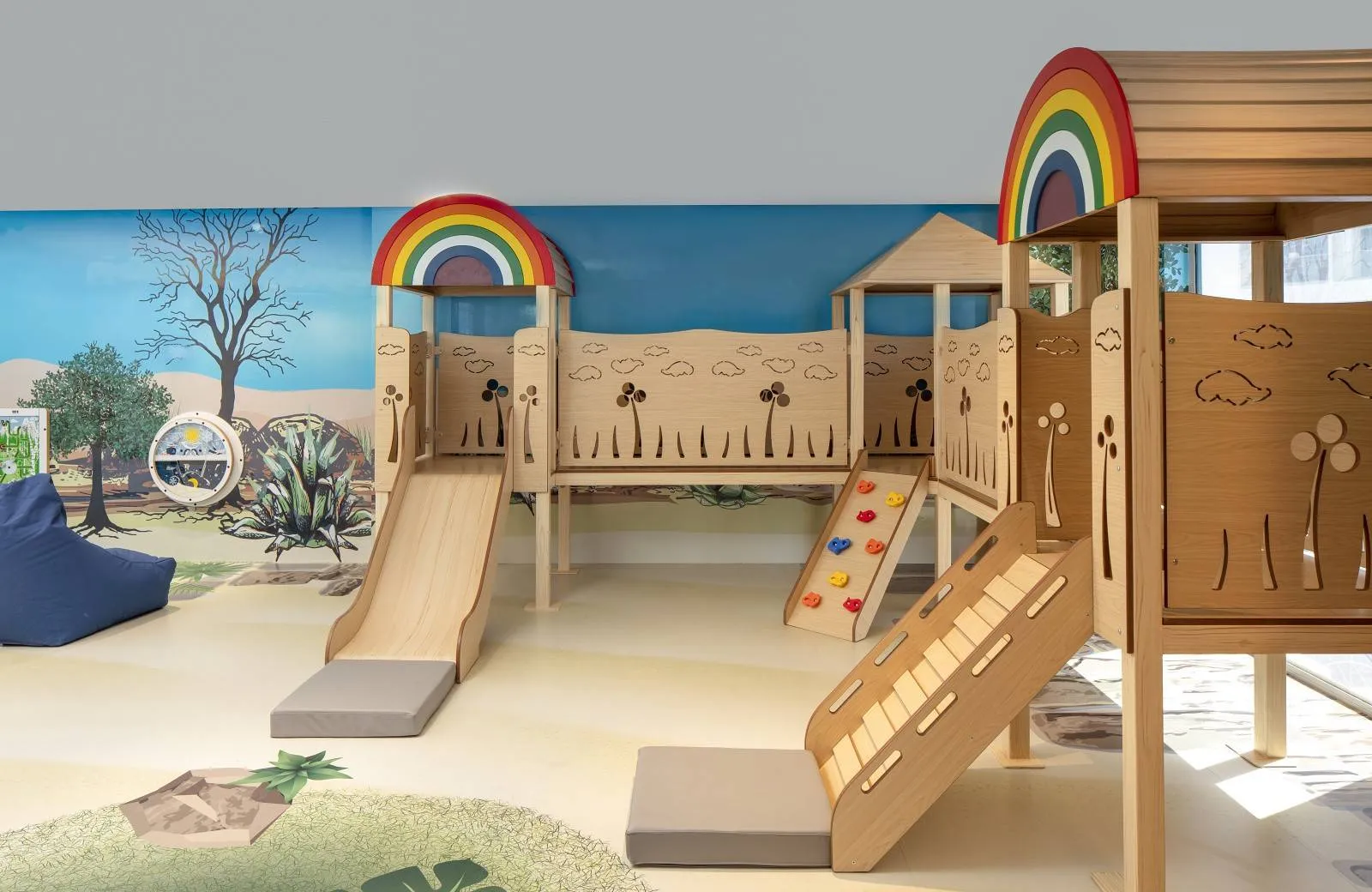 Centara Mirage Beach Resort Dubai 4*