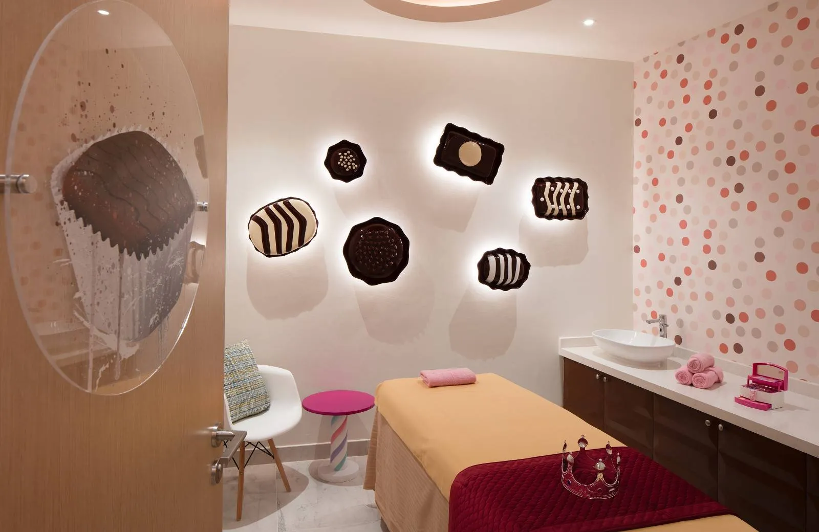 Centara Mirage Beach Resort Dubai 4*