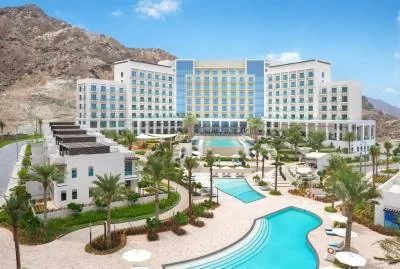 Address Beach  Resort Fujairah 5*