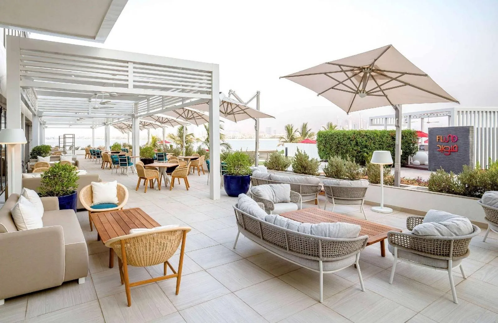 Th8 Palm Dubai Beach Resort Vignette Collection 5*