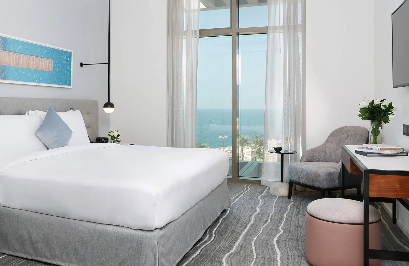 Th8 Palm Dubai Beach Resort Vignette Collection 5*