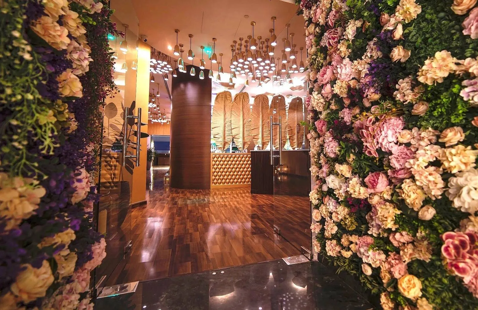 Hilton Dubai Al Habtoor City 5*