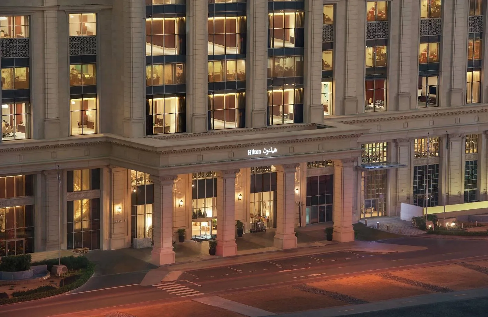 Hilton Dubai Al Habtoor City 5*