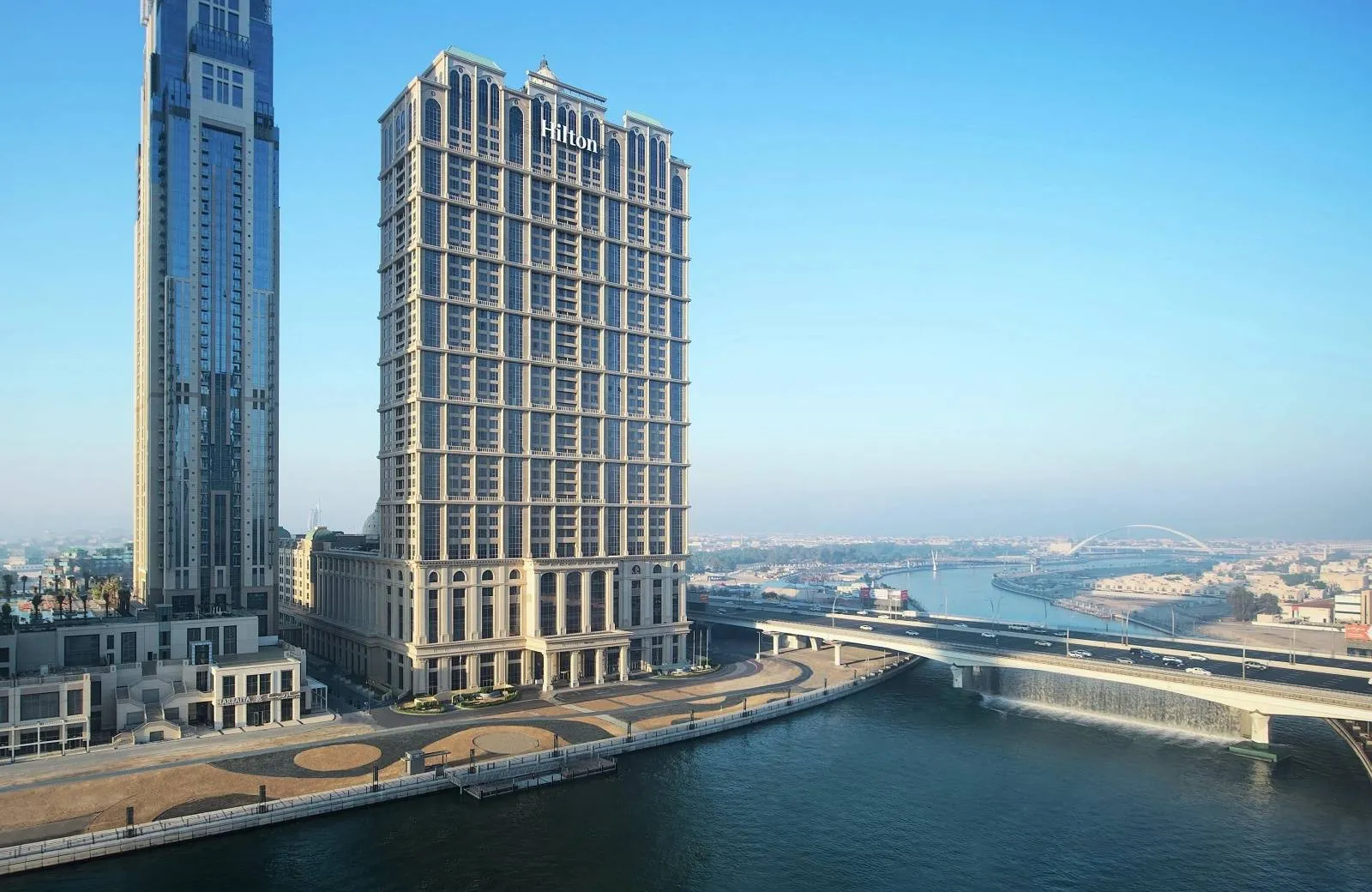 Hilton Dubai Al Habtoor City 5*