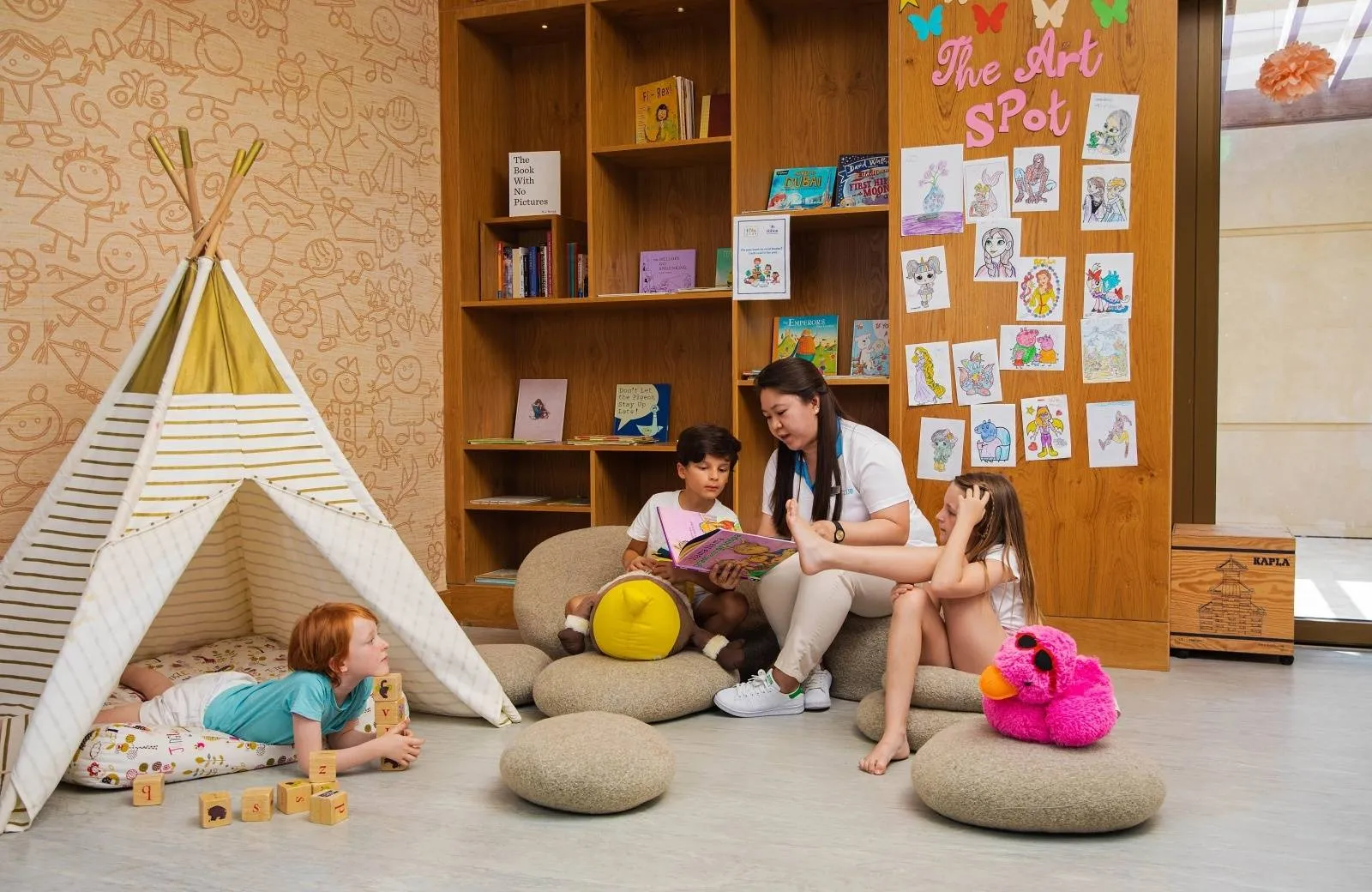 Hilton Dubai Al Habtoor City 5*