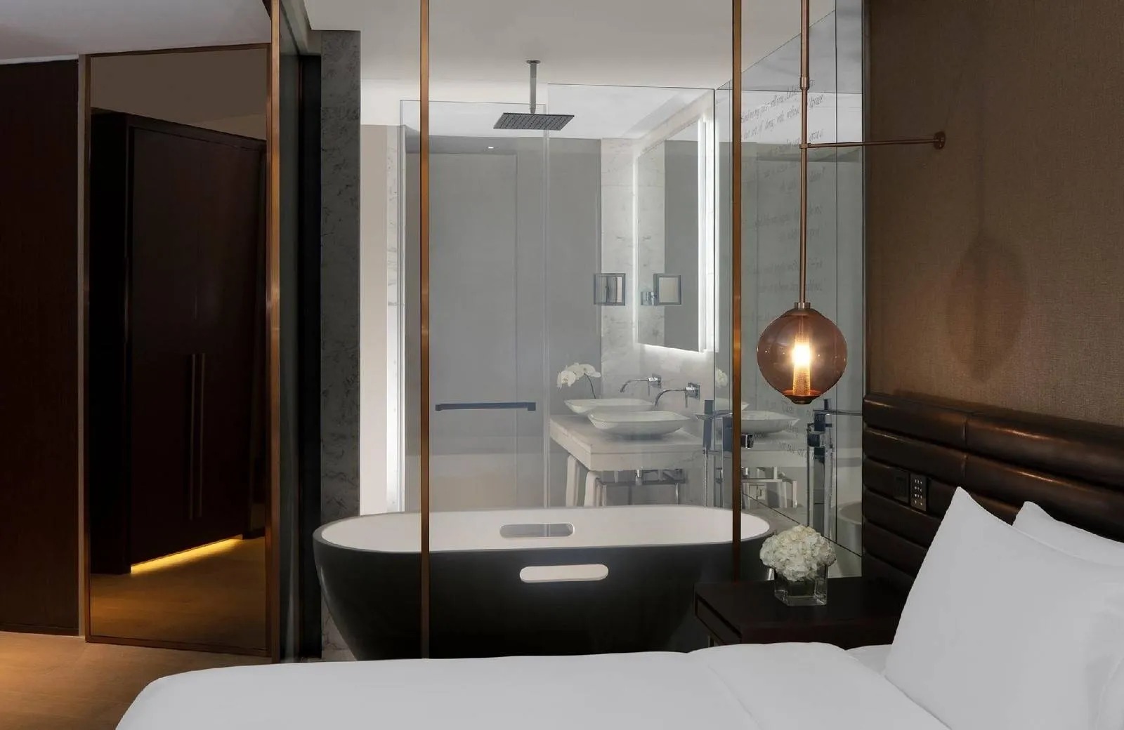 Paramount Hotel Dubai 5*