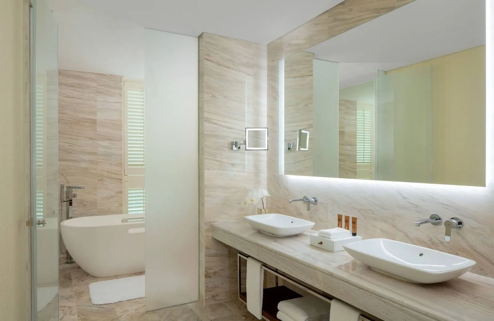 Paramount Hotel Dubai 5*