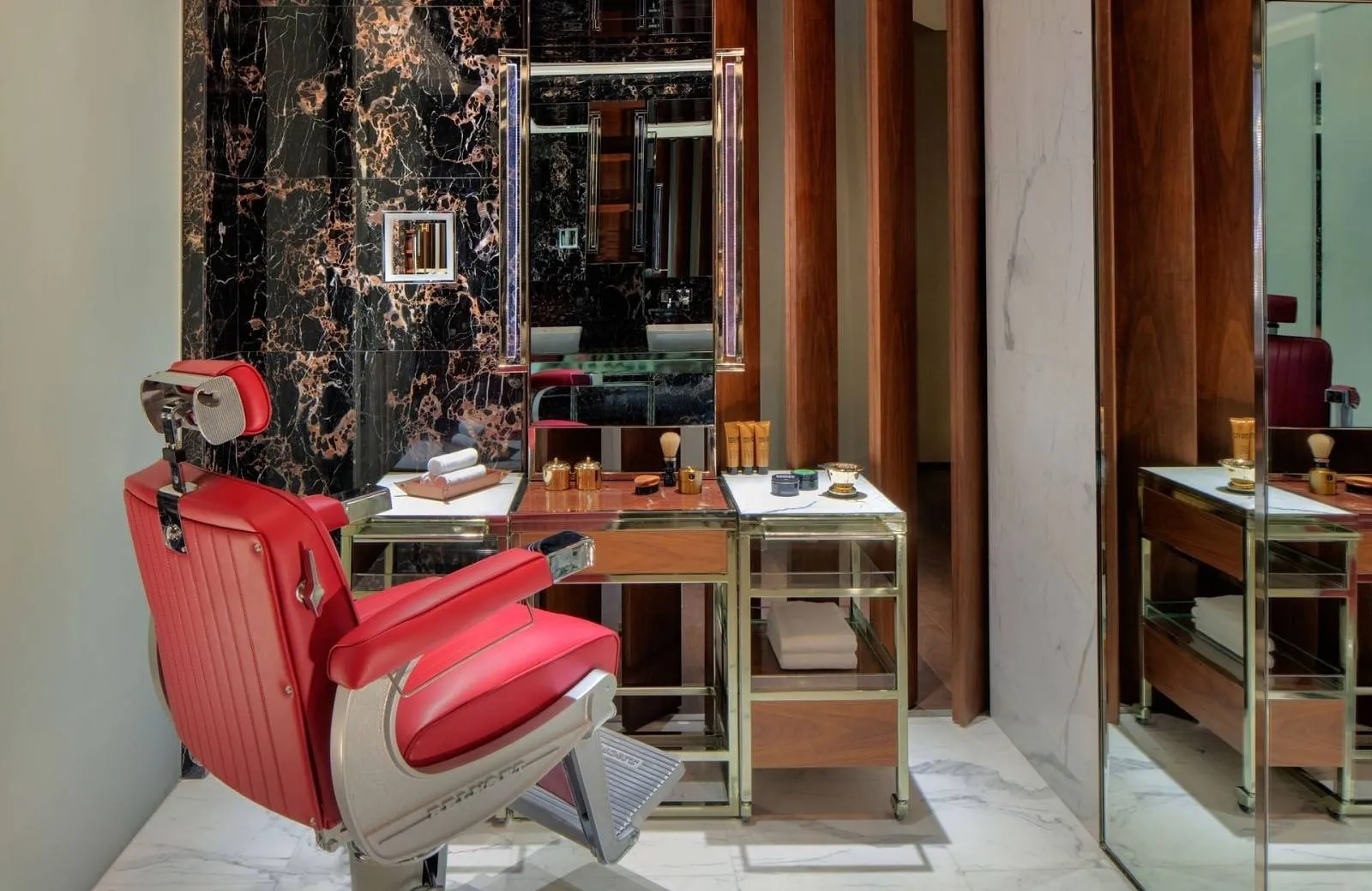 Paramount Hotel Dubai 5*