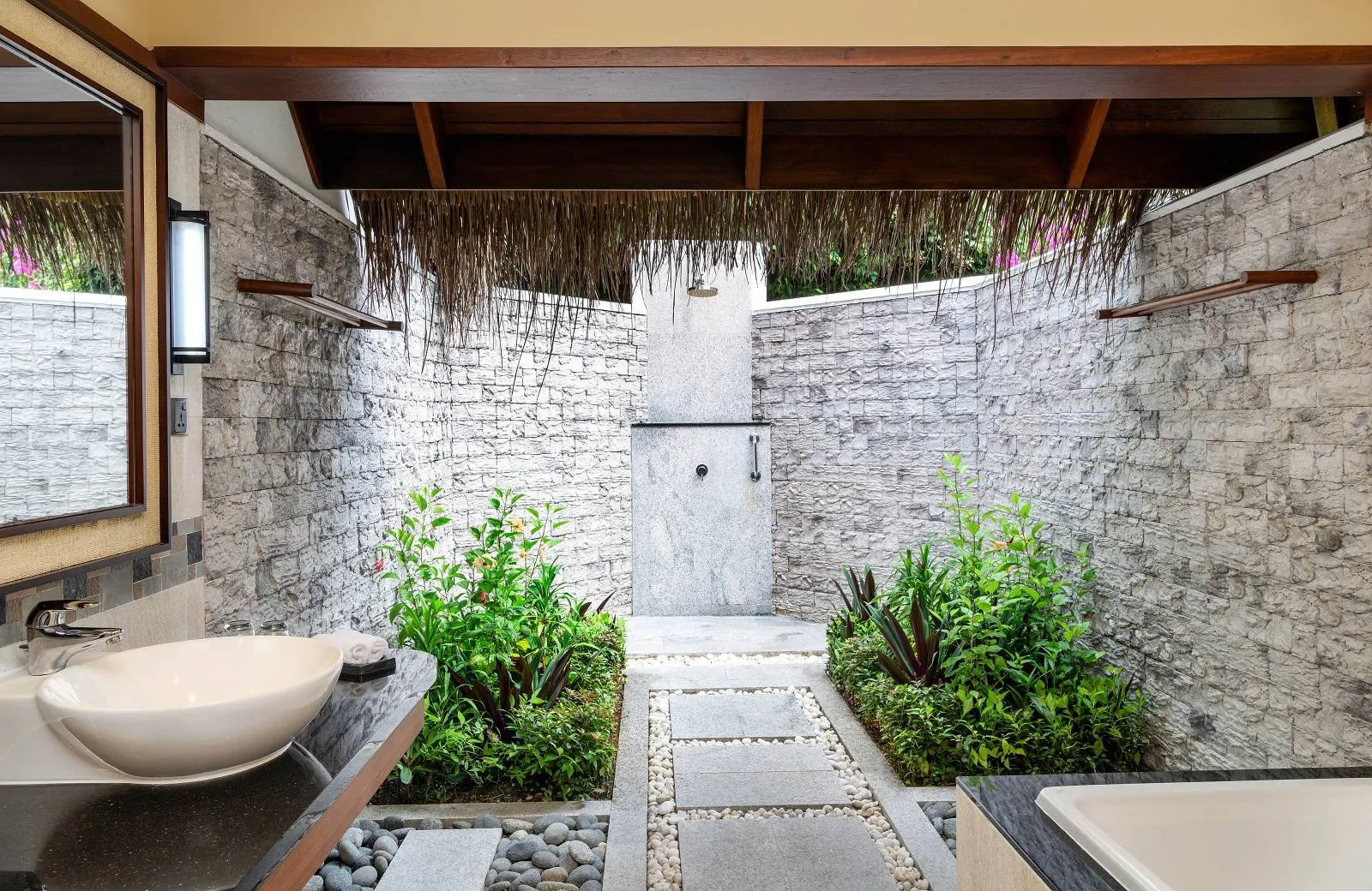 Sheraton Maldives Full Moon Resort & Spa 5*