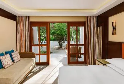 Sheraton Maldives Full Moon Resort & Spa 5*