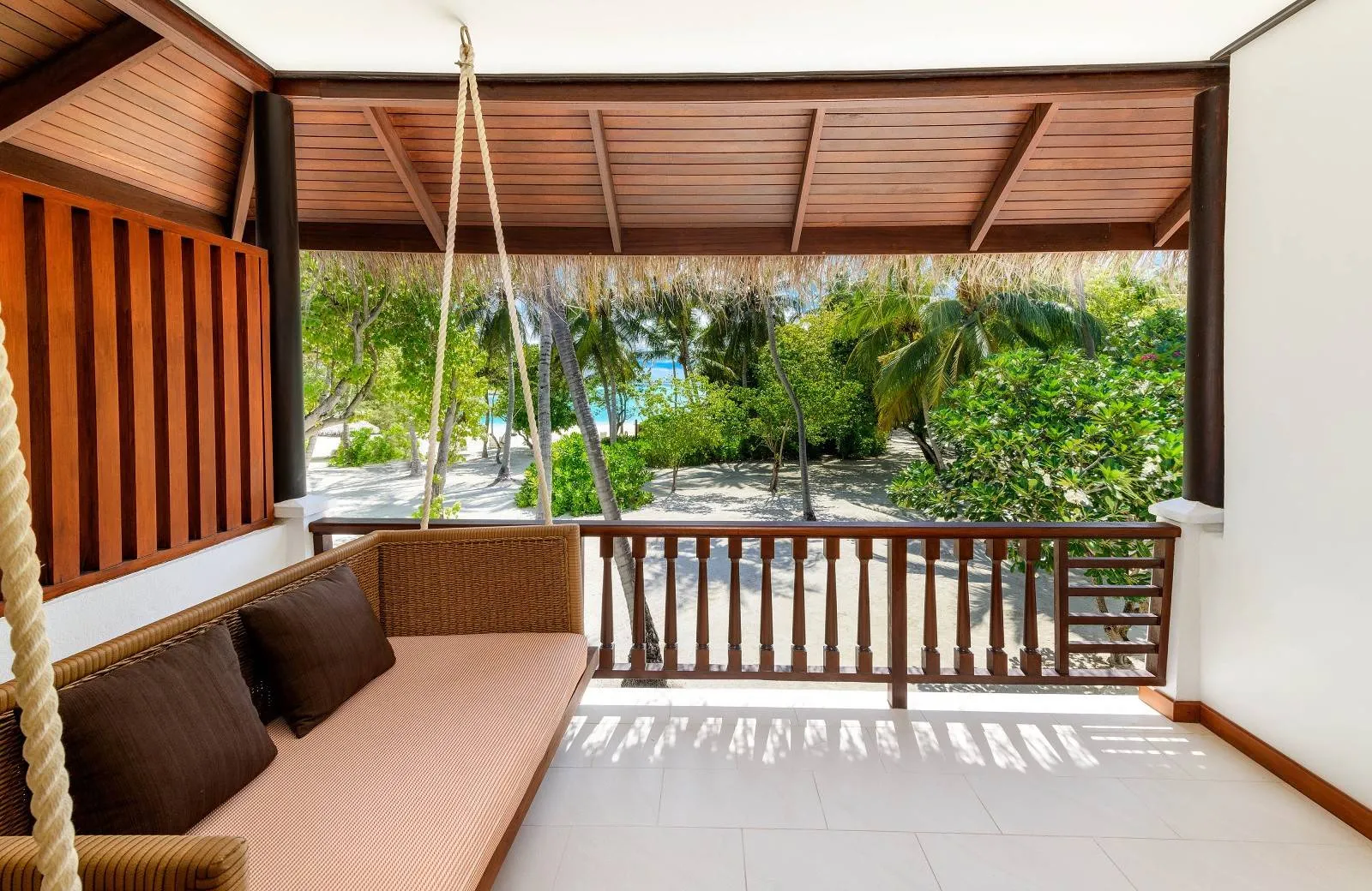Sheraton Maldives Full Moon Resort & Spa 5*