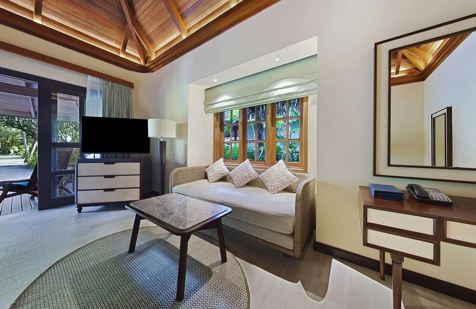 Sheraton Maldives Full Moon Resort & Spa 5*