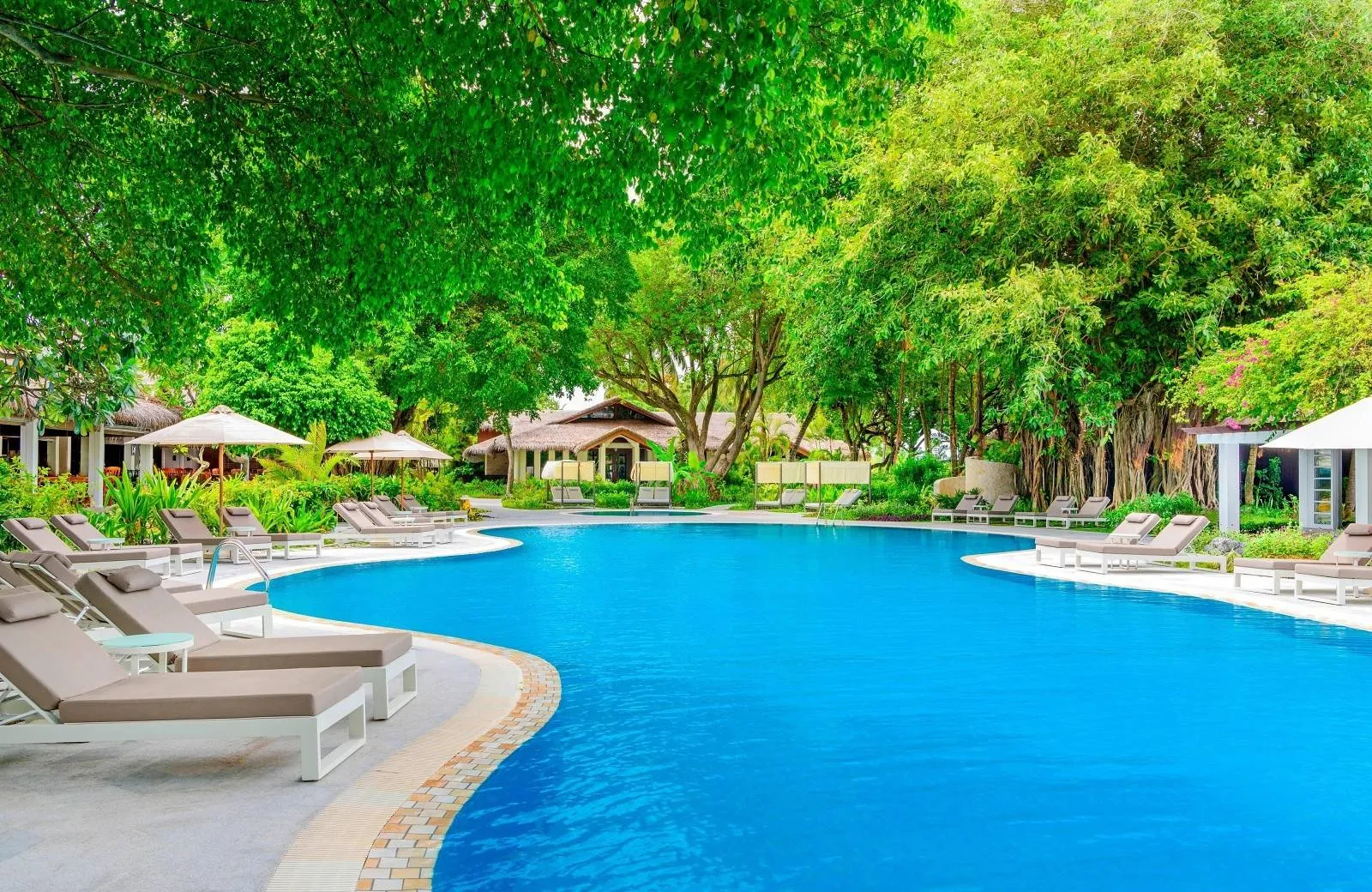 Sheraton Maldives Full Moon Resort & Spa 5*