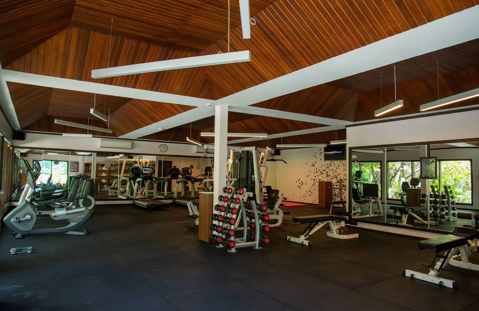 Sheraton Maldives Full Moon Resort & Spa 5*