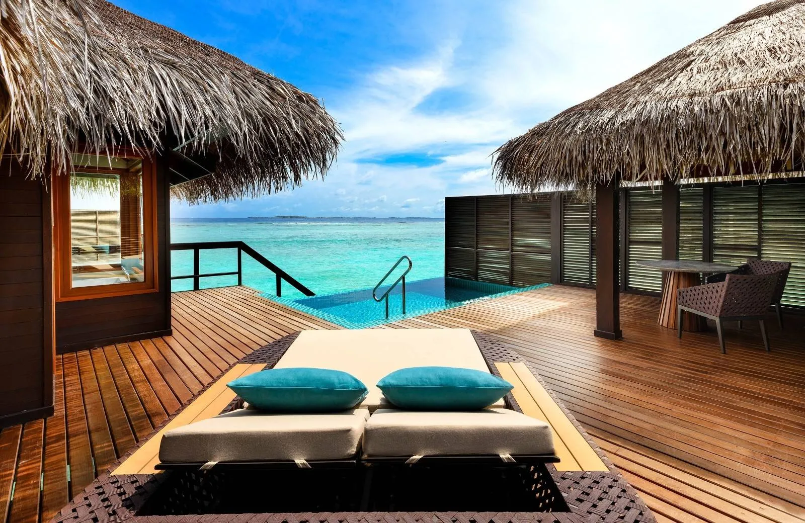 Sheraton Maldives Full Moon Resort & Spa 5*
