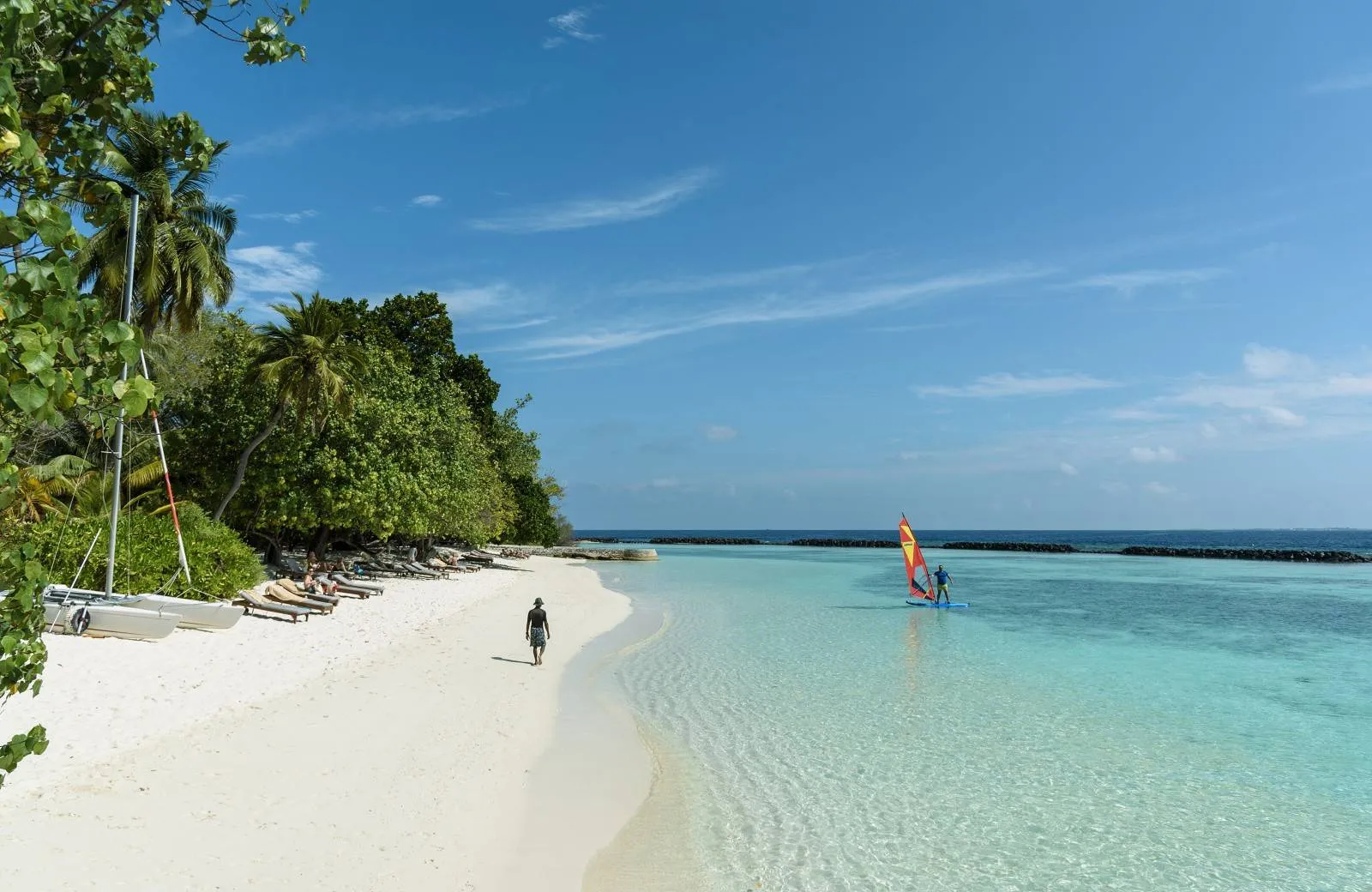 Bandos Maldives 4*