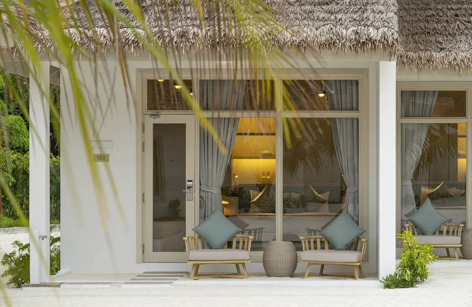 Bandos Maldives 4*