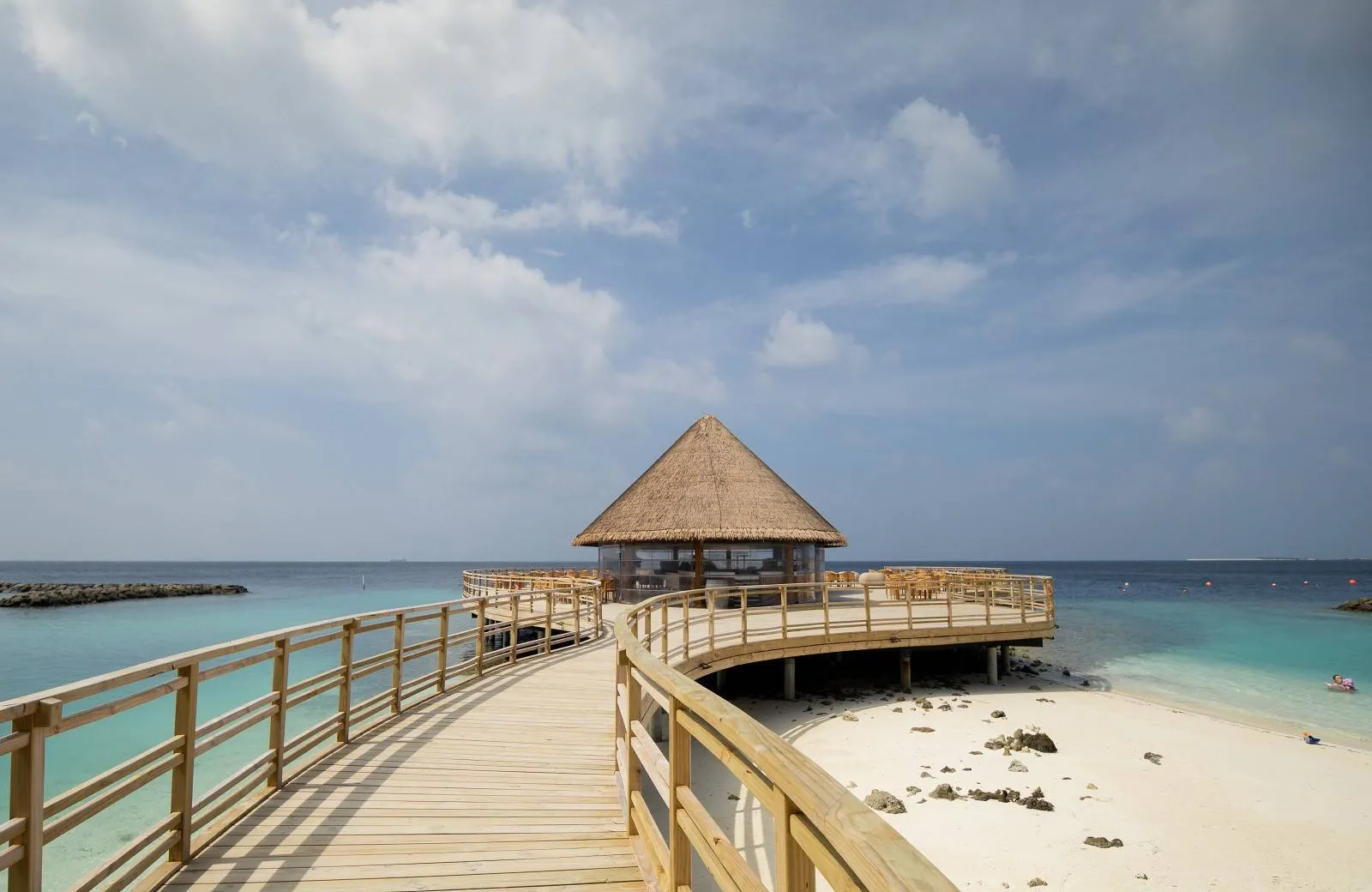 Bandos Maldives 4*