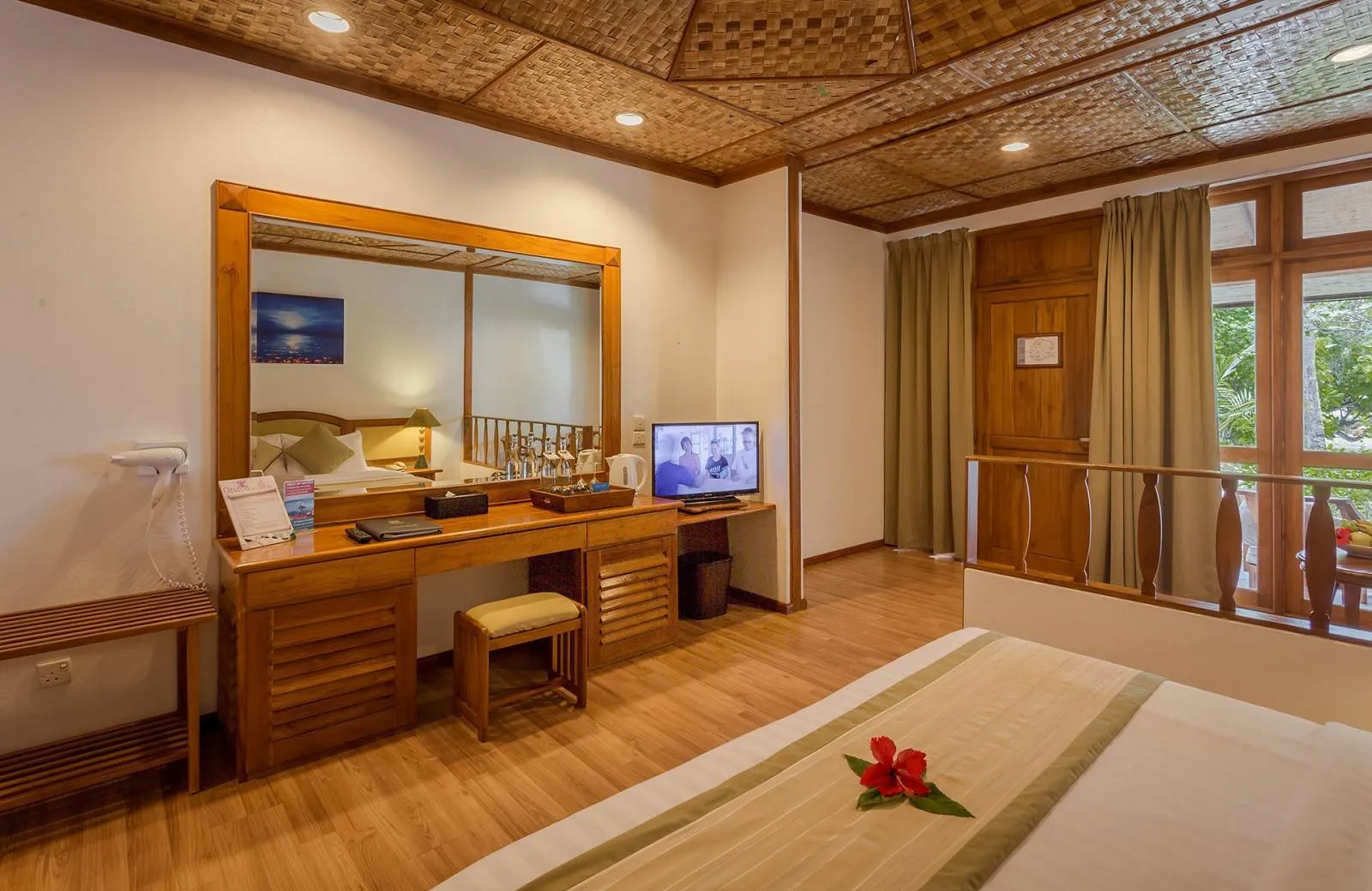Bandos Maldives 4*