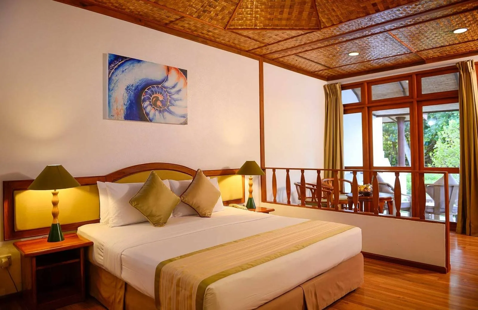 Bandos Maldives 4*