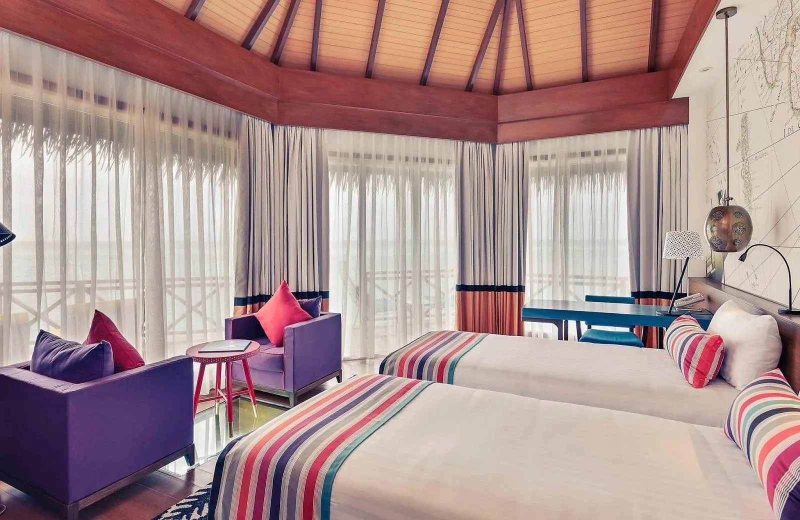 Mercure Maldives Kooddoo Resort 4*