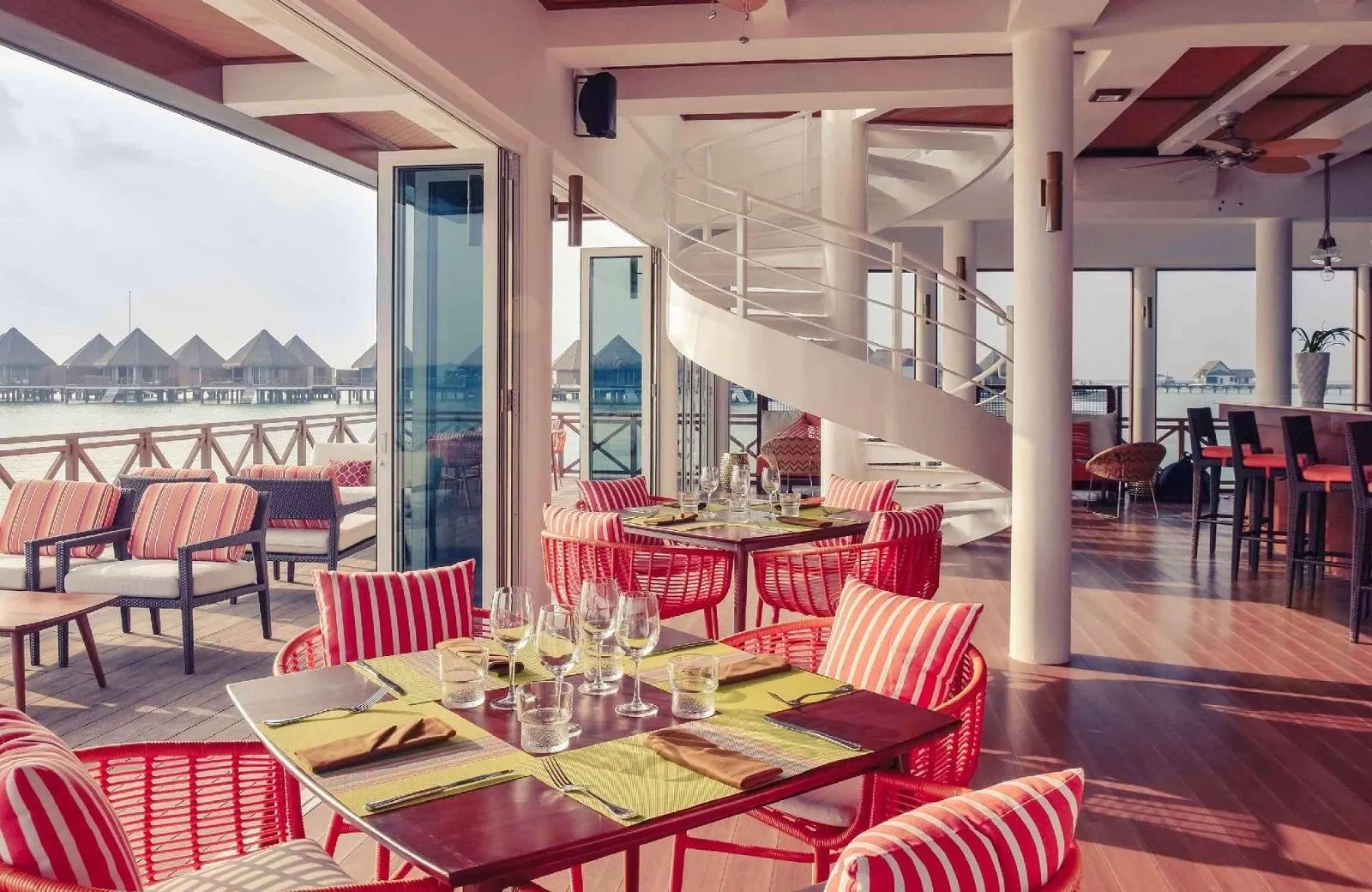 Mercure Maldives Kooddoo Resort 4*