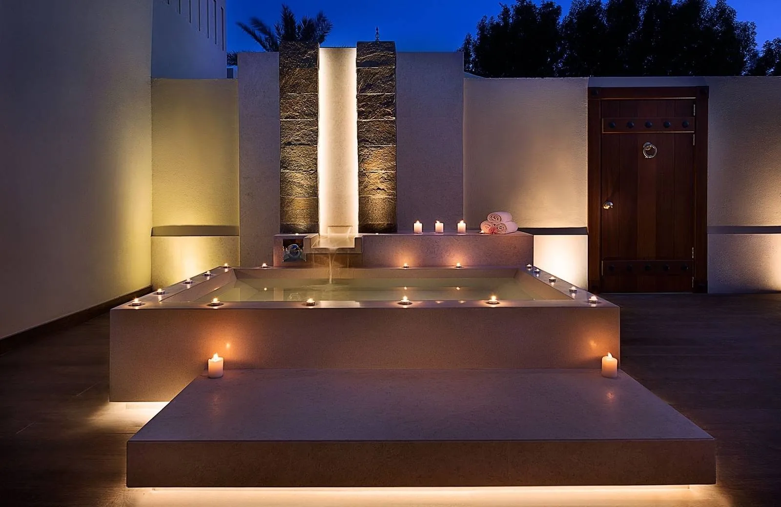 The Ritz-Carlton Ras Al Khaimah, Al Hamra Beach 5*