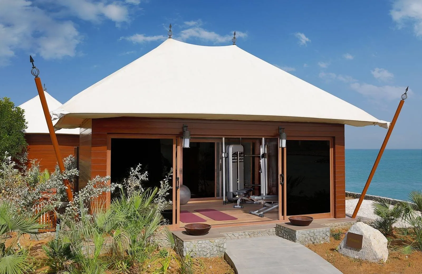 The Ritz-Carlton Ras Al Khaimah, Al Hamra Beach 5*