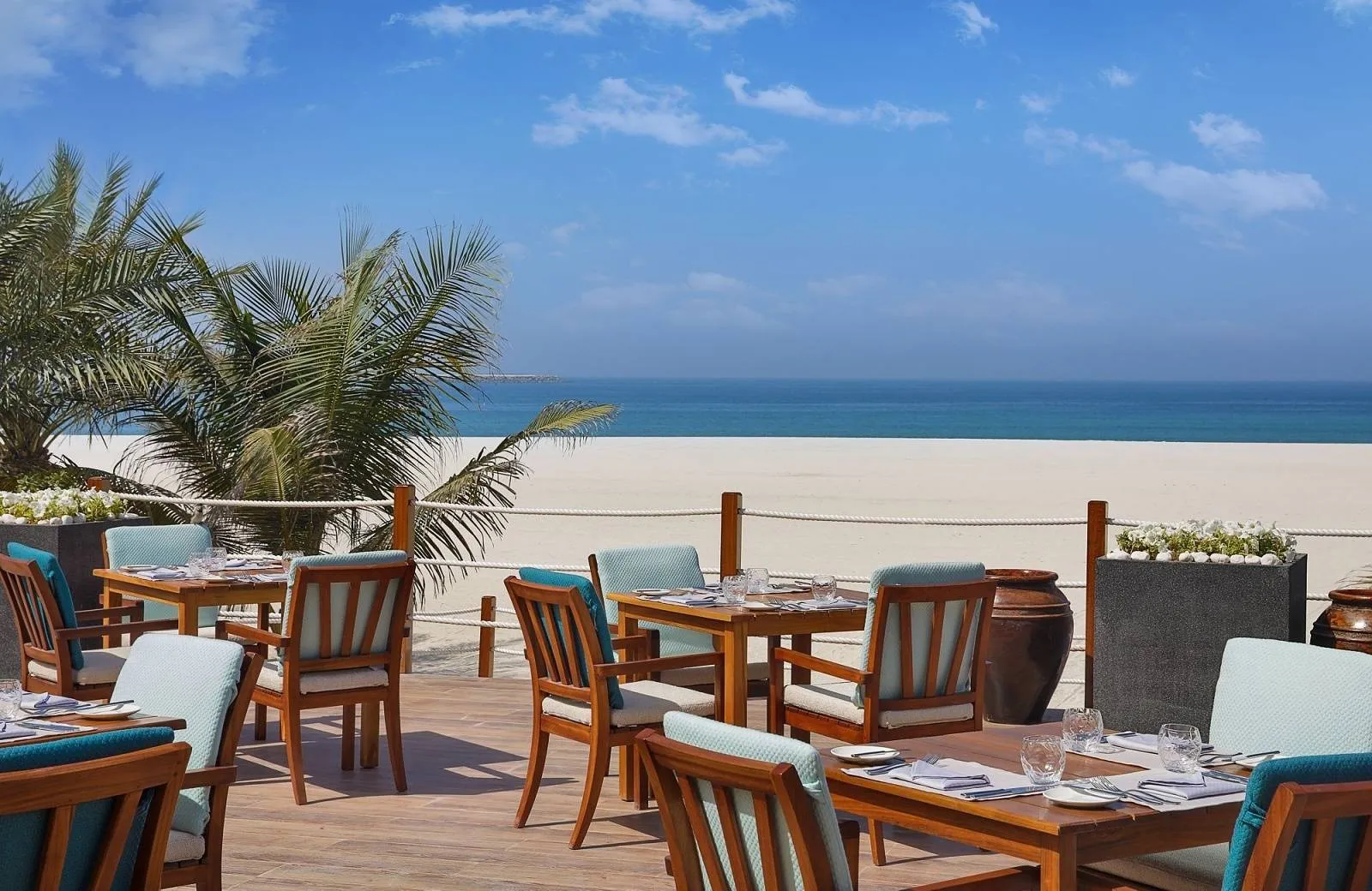 The Ritz-Carlton Ras Al Khaimah, Al Hamra Beach 5*