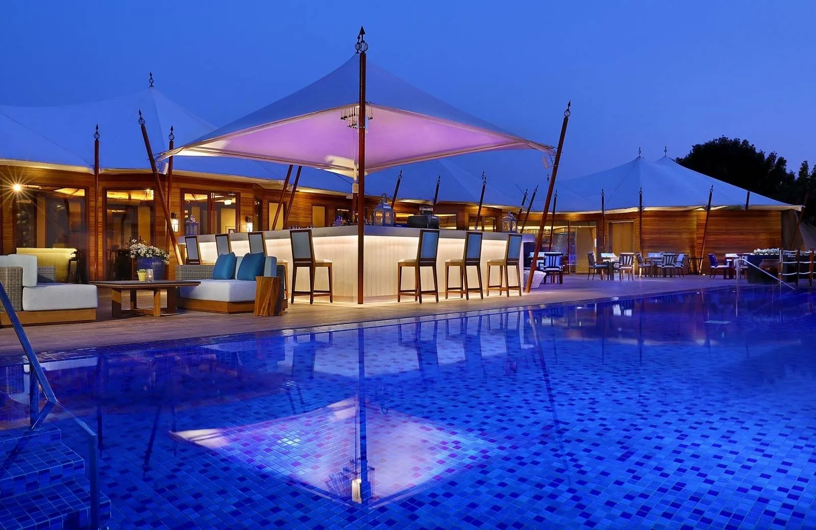 The Ritz-Carlton Ras Al Khaimah, Al Hamra Beach 5*