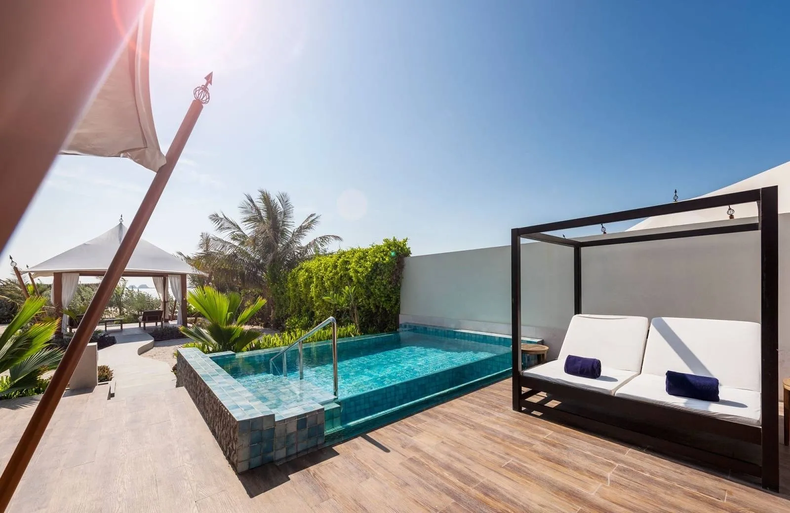 The Ritz-Carlton Ras Al Khaimah, Al Hamra Beach 5*