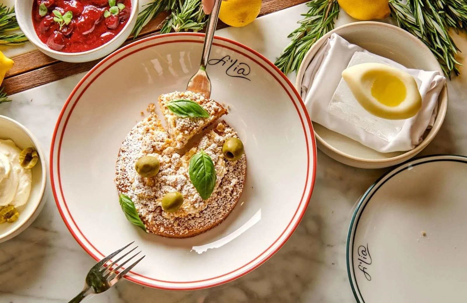 SLS Hotel & Residences Dubai 5*