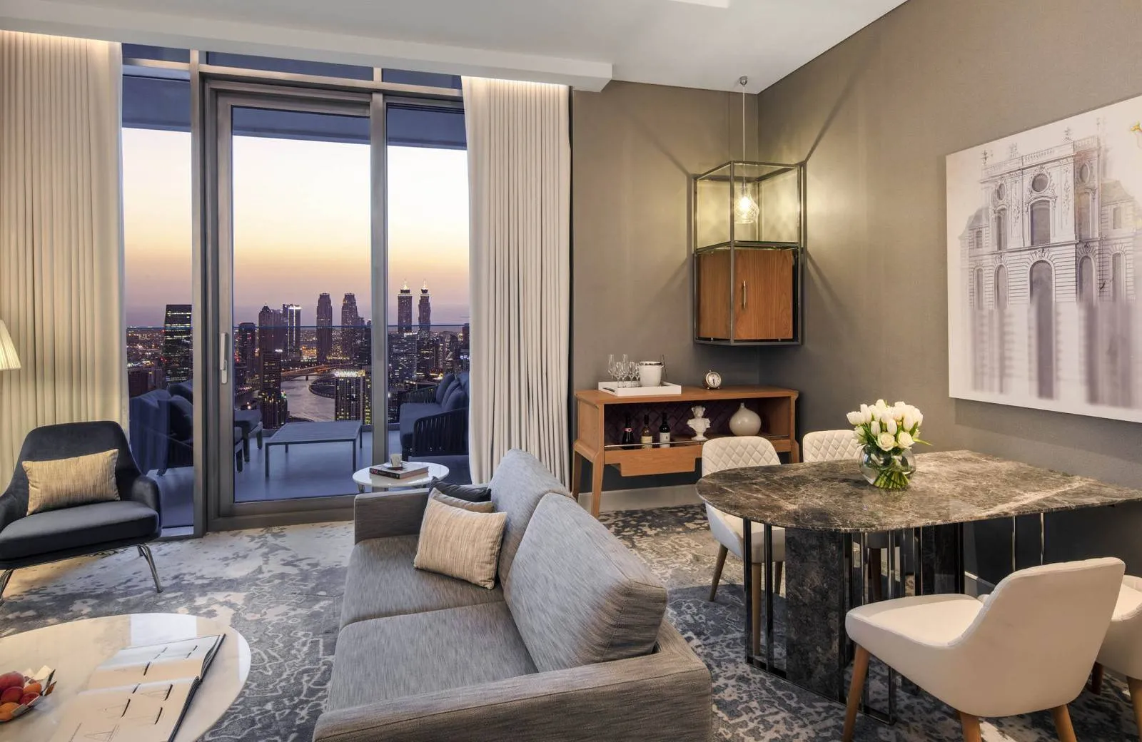 SLS Hotel & Residences Dubai 5*