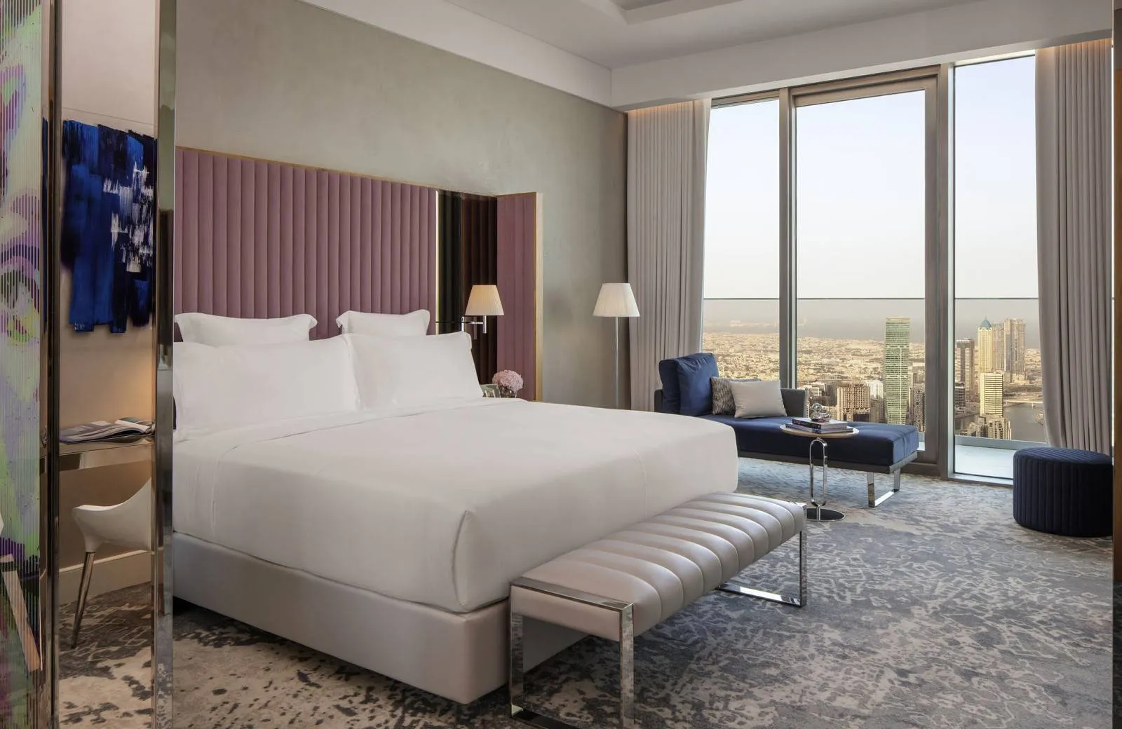SLS Hotel & Residences Dubai 5*
