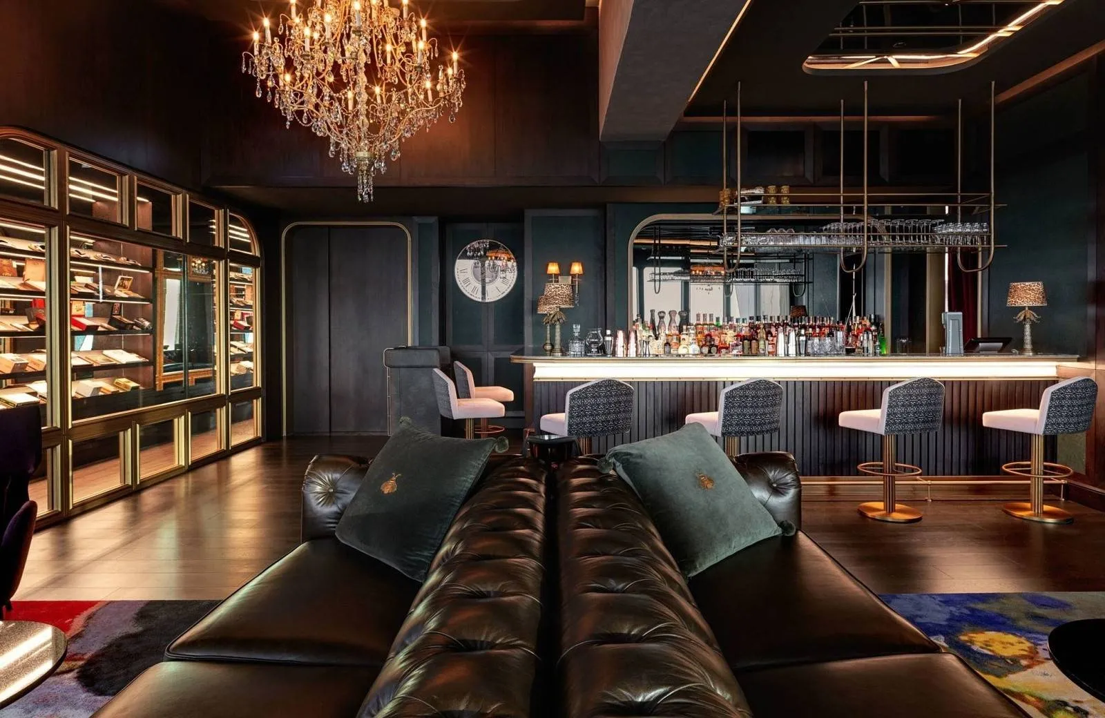 SLS Hotel & Residences Dubai 5*