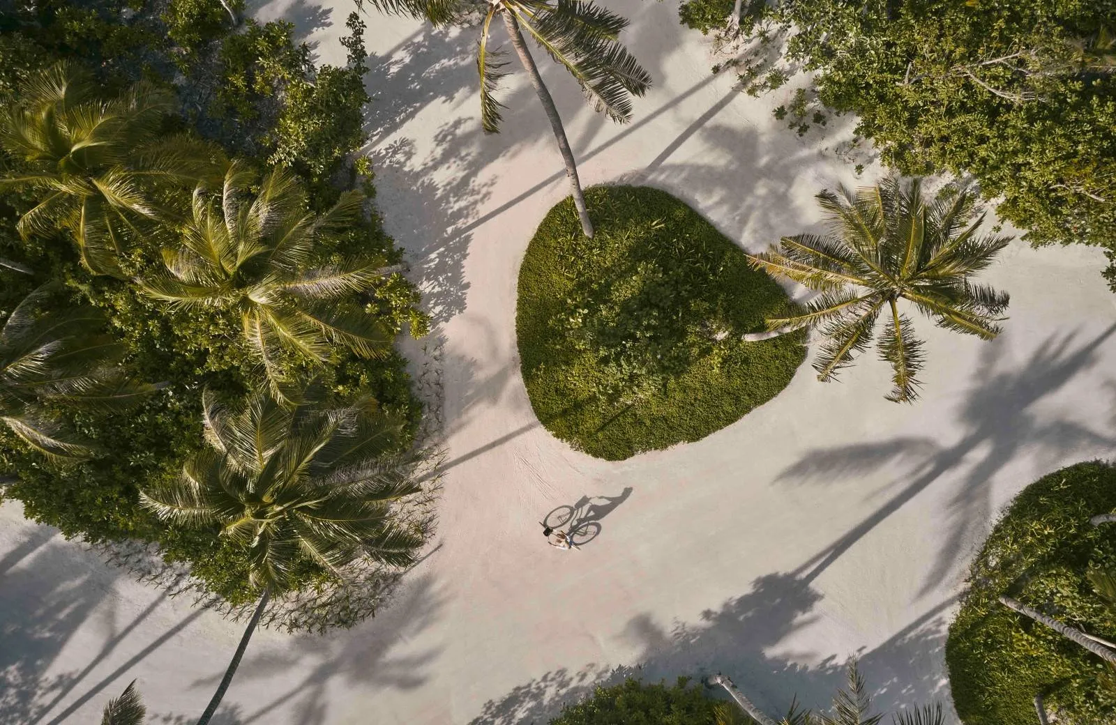 Patina Maldives, Fari Islands 5*