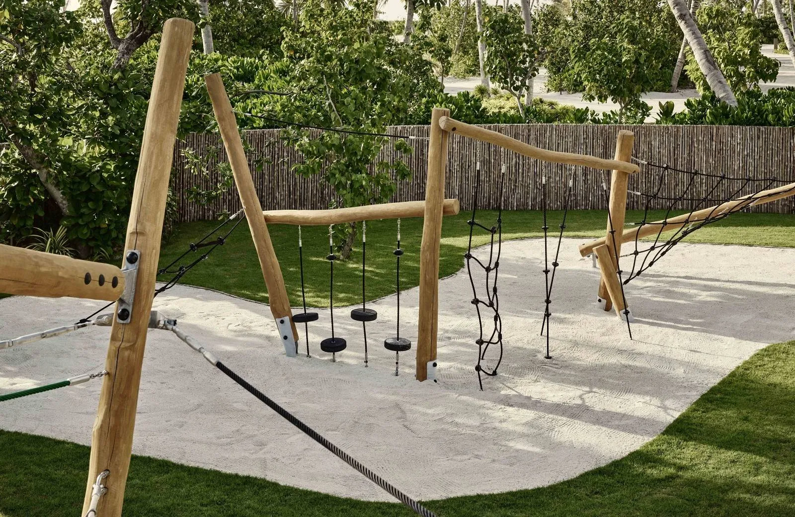 Patina Maldives, Fari Islands 5*