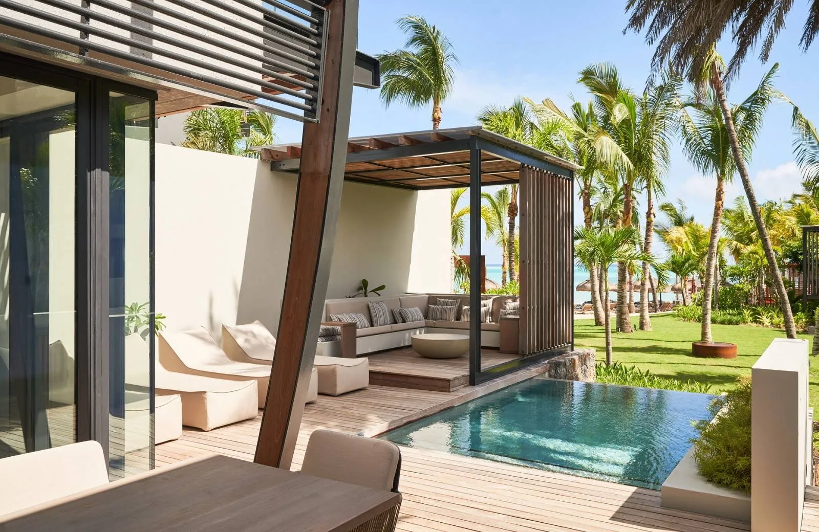 LUX* Grand Baie Resort & Residences 5*