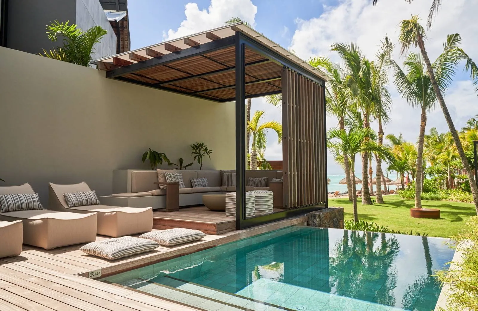 LUX* Grand Baie Resort & Residences 5*