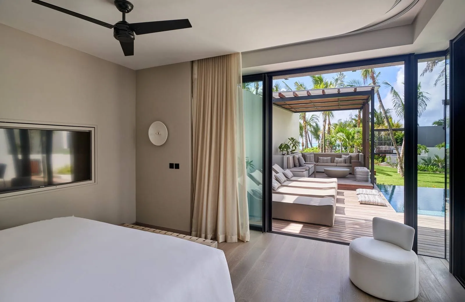 LUX* Grand Baie Resort & Residences 5*