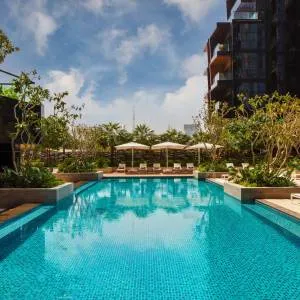 DoubleTree by Hilton Dubai M square Hotel & Residences 5*