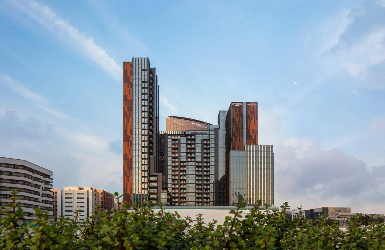 DoubleTree by Hilton Dubai M square Hotel & Residences 5*